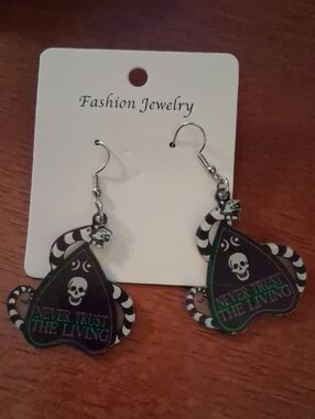 NWT! Fashion Beetlejuice Dangle Earrings